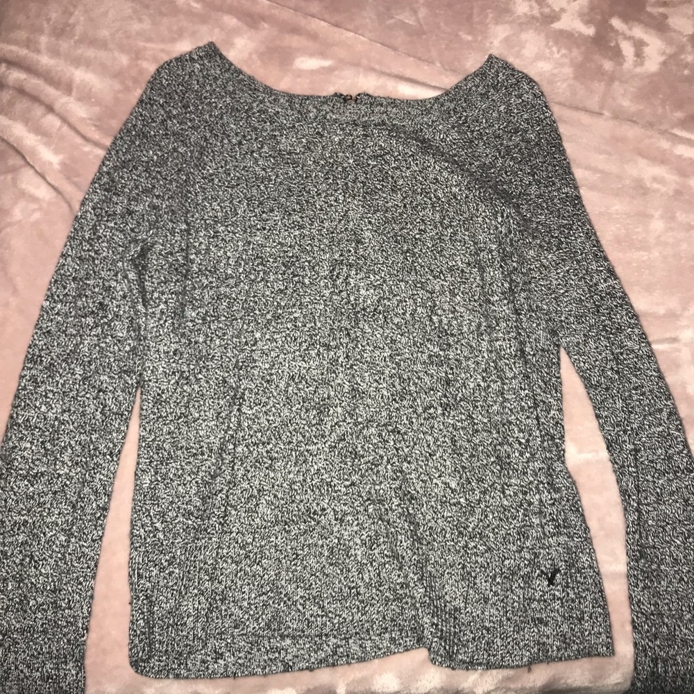 American eagle sweater